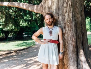 Αγνώριστο το Jason-Αντιγόνη Dane - Aφου έπαιξε τον «ρόλο» - Δείτε φωτό